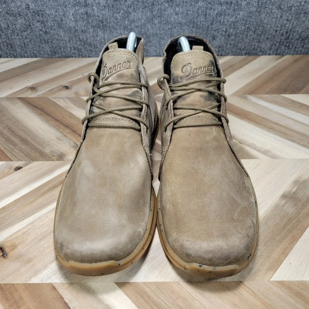 Danner Men's 9 Forrest Chukka Timberwolf Casual Leather Shoes 37640
